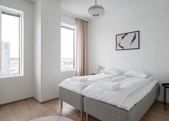 12Th Floor Sauna Retreat With Stunning Views