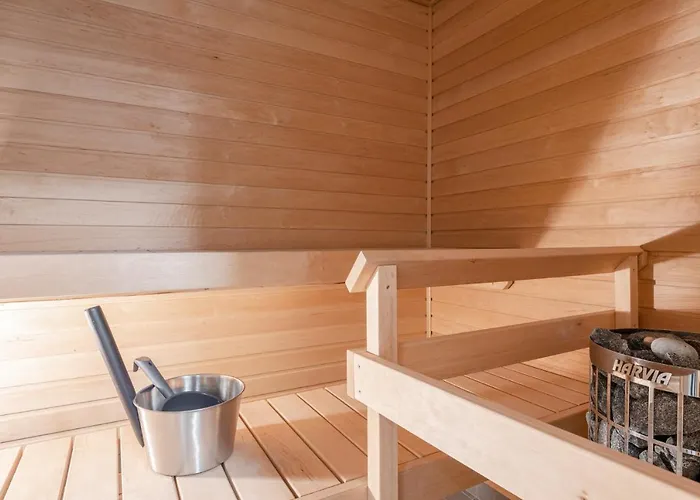 Апартаменты 12Th Floor Sauna Retreat With Stunning Views *